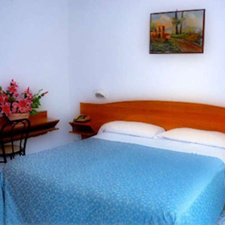 Hotel Cavour Sorrento Exterior photo