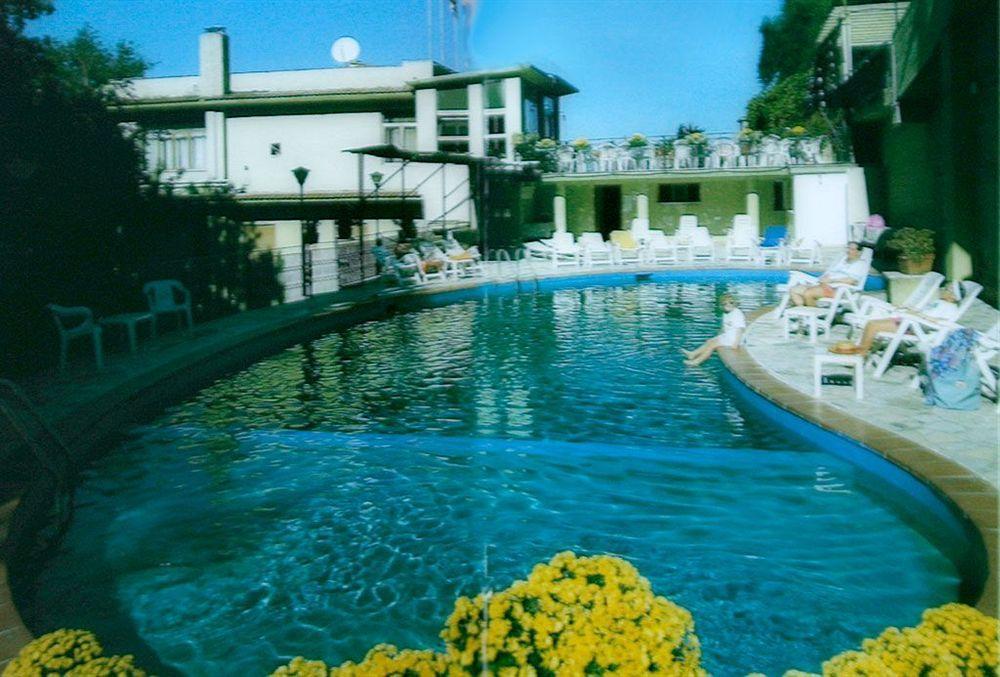 Hotel Cavour Sorrento Exterior photo